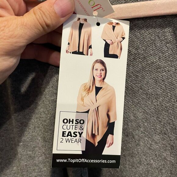 Top It Off The Keyhole Wrap Womens Gray Sweater Shawl OS Open Front Knit NWT - Picture 6 of 9